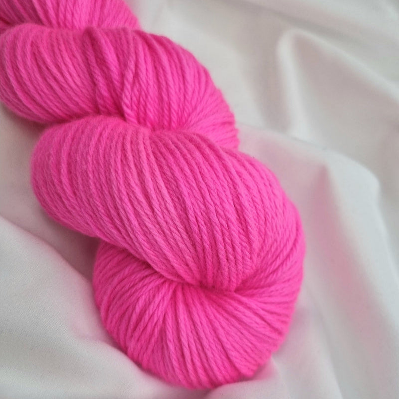 Pink_party_Merino_Ultra_DK